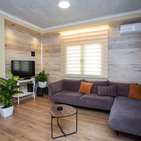 David Center Apartment 地拉那 外观 照片